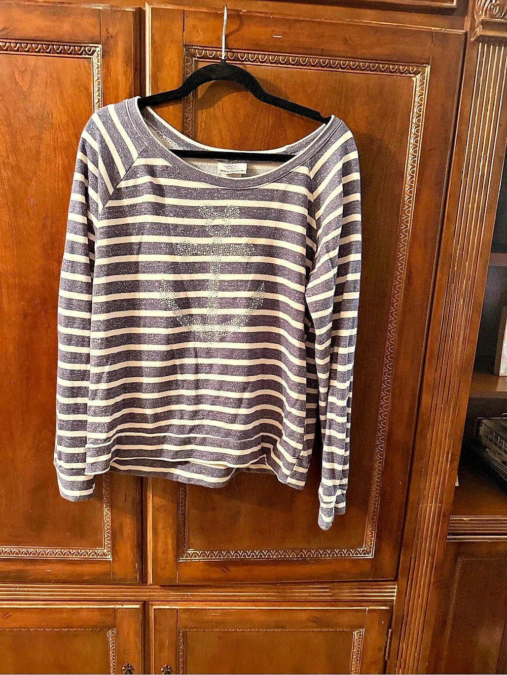 Disney Striped Rhinestone Long Sleeve Top in Blue & White XL